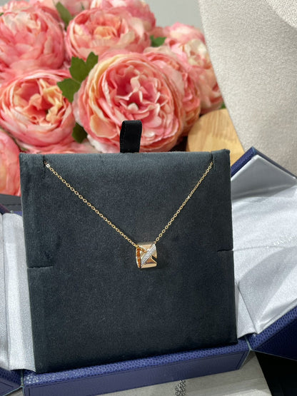 Mysitc LIENS EVIDENCE DIAMOND NECKLACE
