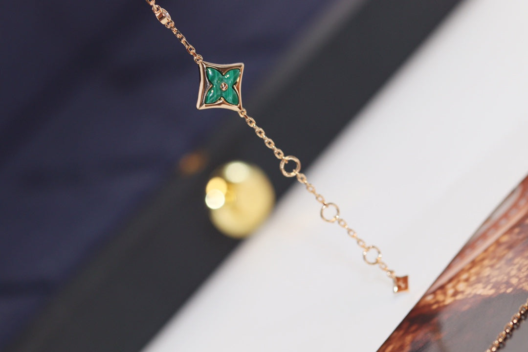 Mysitc STAR AND SUN 4 MOTIF PINK GOLD MALACHITE BRACELET