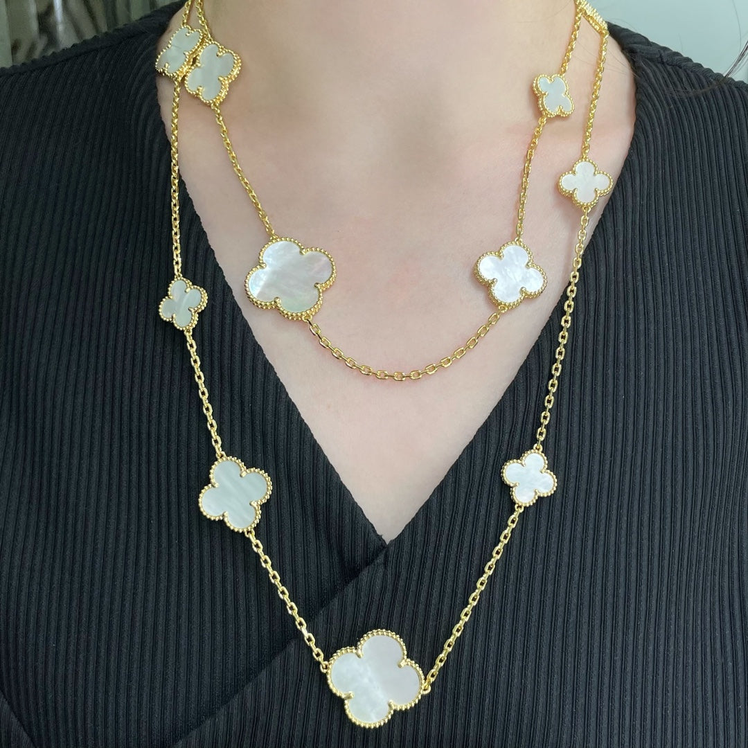 Mysitc CLOVER 16 MOTIF WHITE MOP GOLD NECKLACE