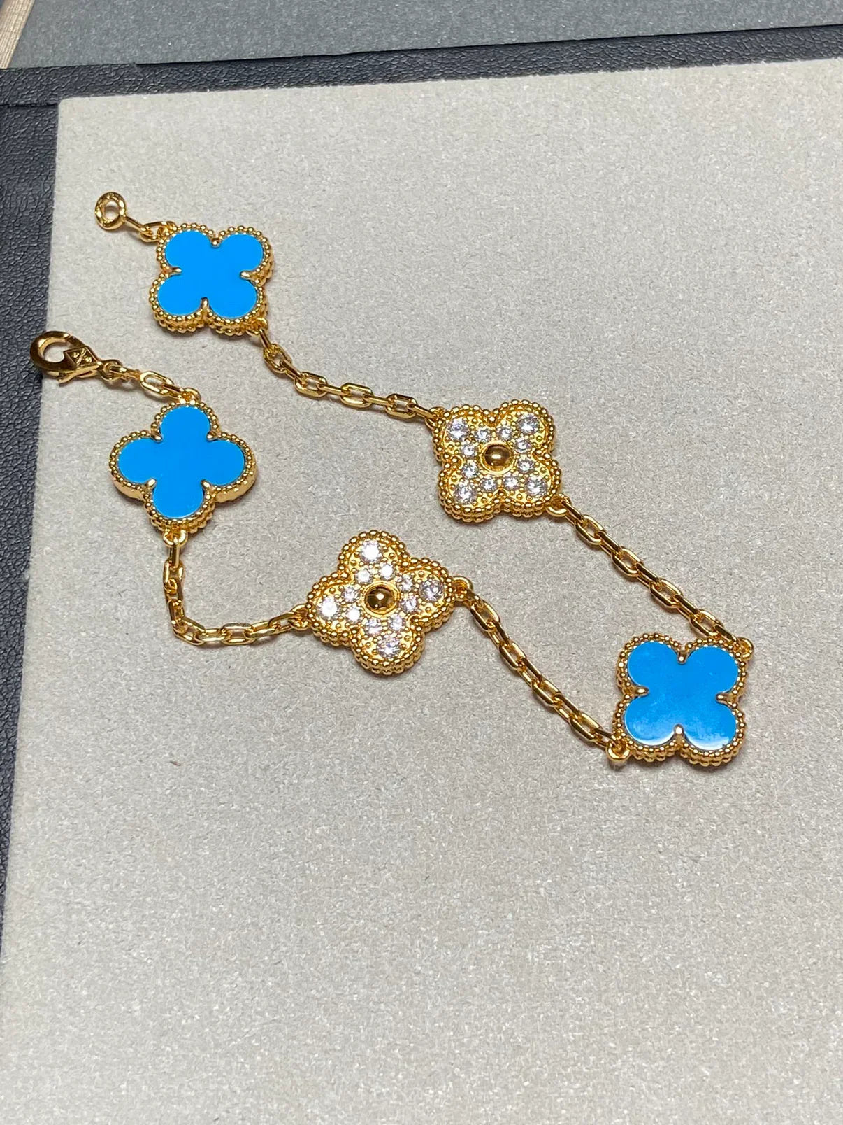 [Mysitc ]New CLOVER 5 MOTIF BLUE AGATE BRACELET COLLECTION