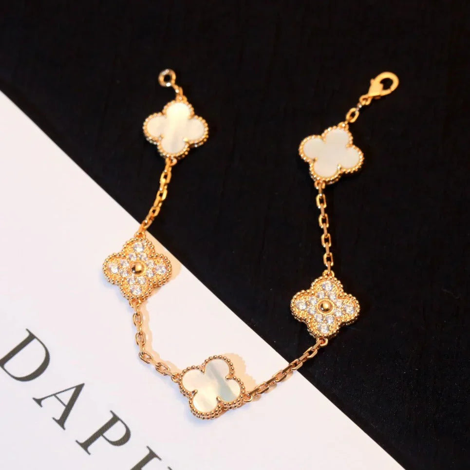 [Mysitc ]New CLOVER WHITE PEARL MOP 5 MOTIF BRACELET COLLECTION