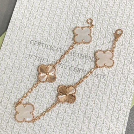 [Mysitc ]New CLOVER WHITE PEARL MOP 5 MOTIF BRACELET COLLECTION
