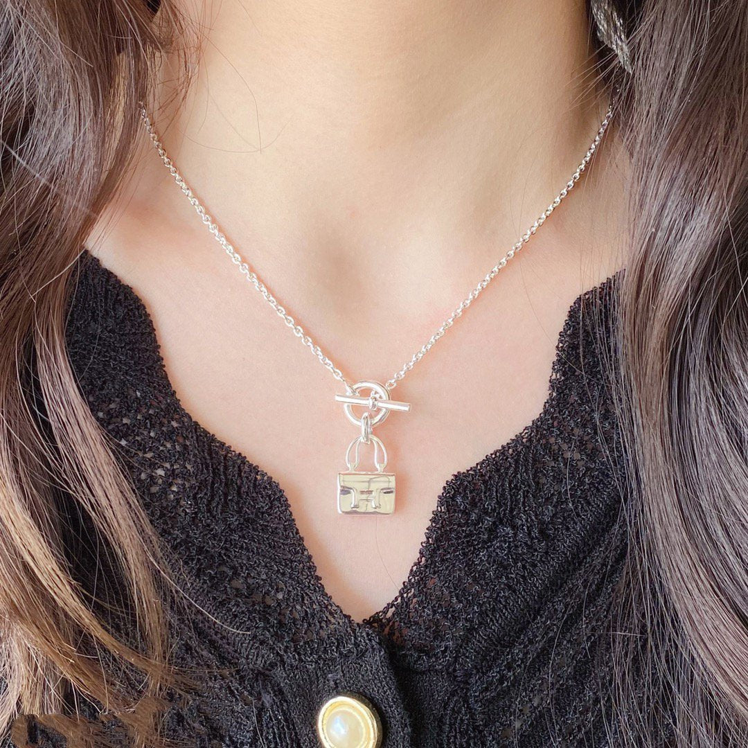 Mysitc CONSTANCE PEDANT SILVER NECKLACE