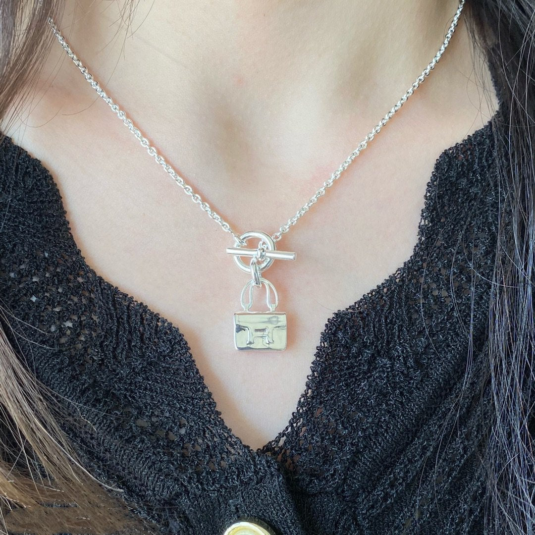 Mysitc CONSTANCE PEDANT SILVER NECKLACE