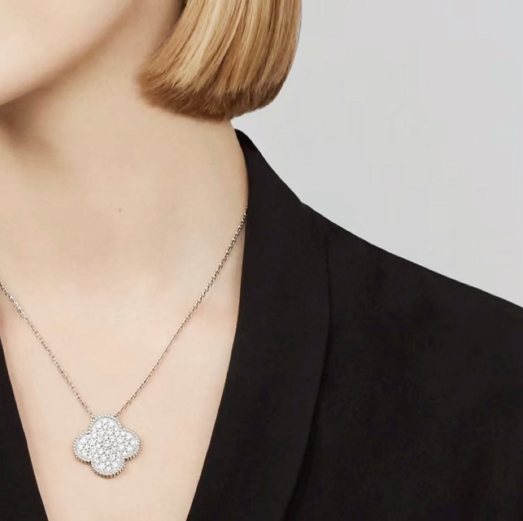 Mysitc CLOVER 25MM LARGE PENDANT DIAMOND PAVED SILVER NECKLACE