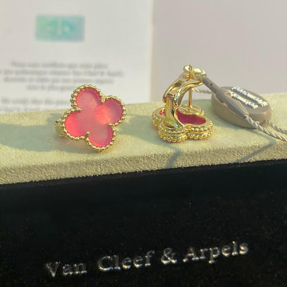 [Mystic]NEW CLOVER 15MM PINK ENAMEL STUD EARRINGS