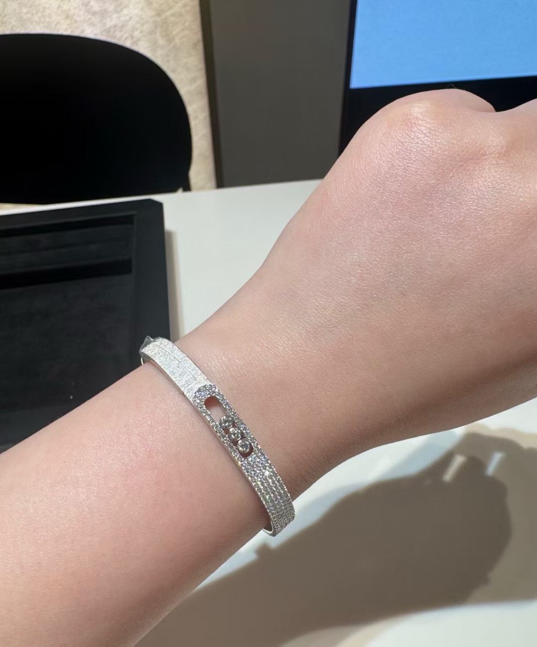 [Mysitc ] 2026 BRAND-NEW FROSTED BRACELET WITH DIAMONDS THREE COLORS