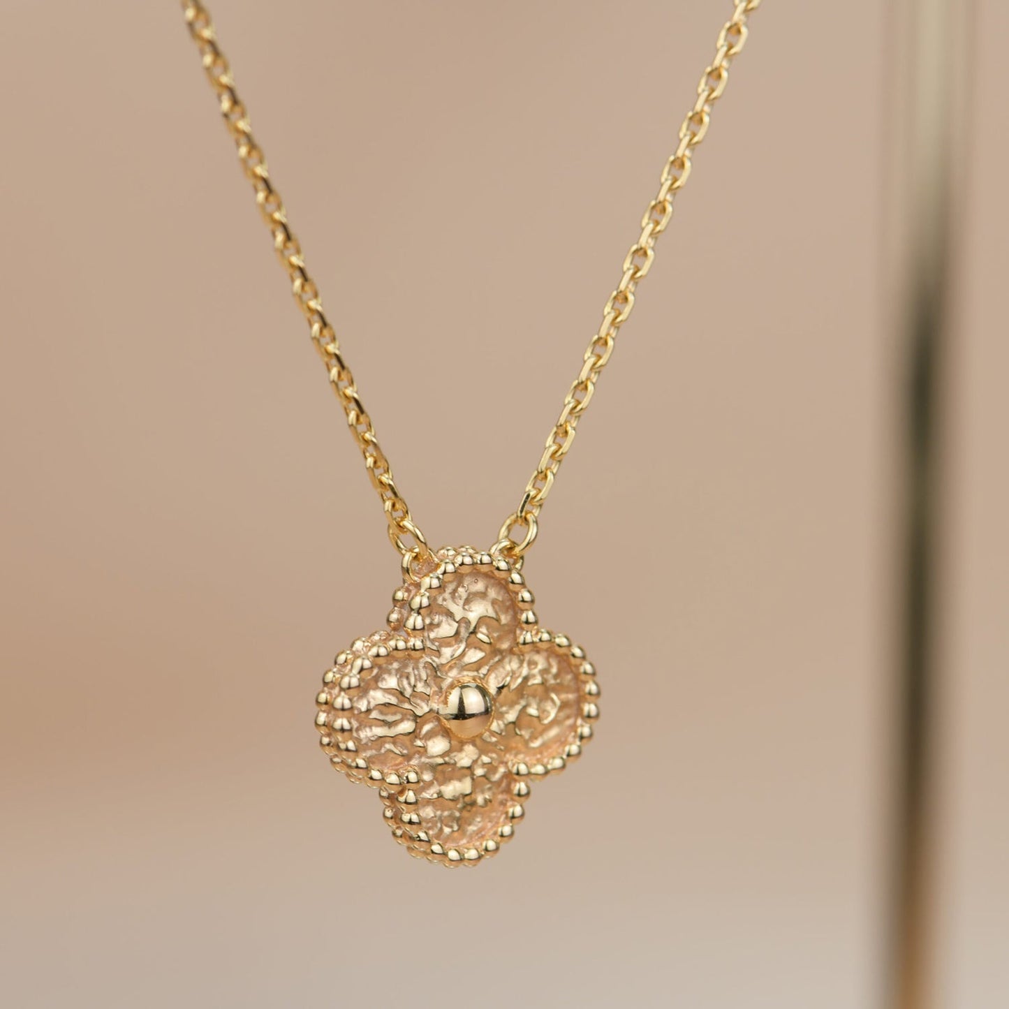 Mysitc CLOVER 15MM  BRONZING NECKLACE