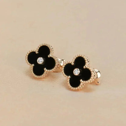 Mysitc CLOVER MEDIUM 1 MOTIFS ONYX DIAMOND EARRINGS