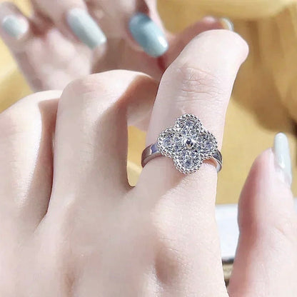 Mysitc CLOVER DIAMOND RING