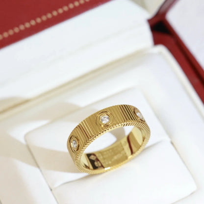 Mystic NEW MODEL LOVE 6.5 MM RING ，6 DIAMONDS