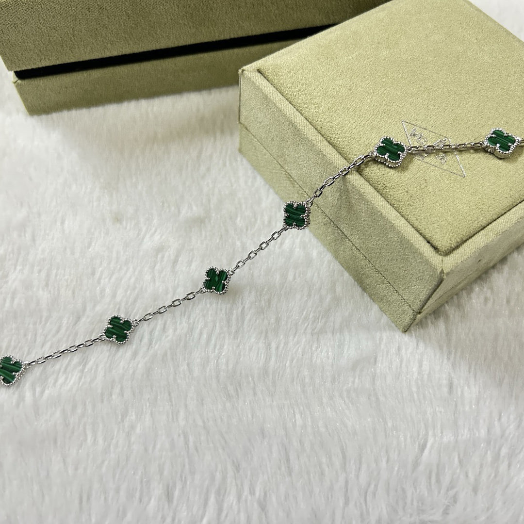 [Mysitc ]CLOVER 6 MOTIF MALACHITE BRACELET