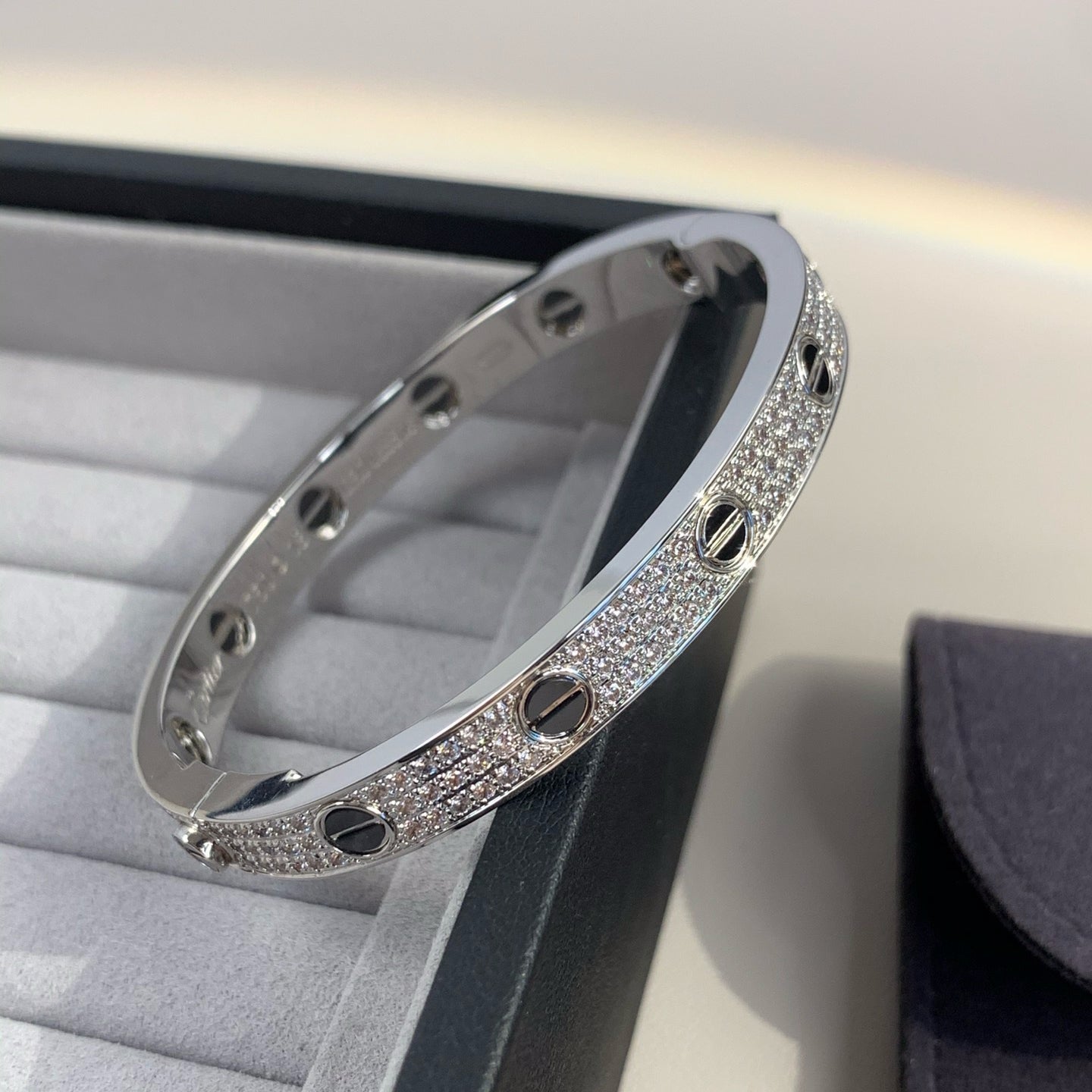 Mysitc LOVE BRACELET 6.1MM DIAMOND-PAVED CERAMIC