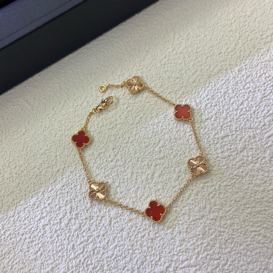 [Mysitc ]CLOVER 6 MOTIF RED AGATE LASER BRACELET