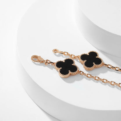 Mysitc CLOVER 10 MOTIFS ONYX NECKLACE