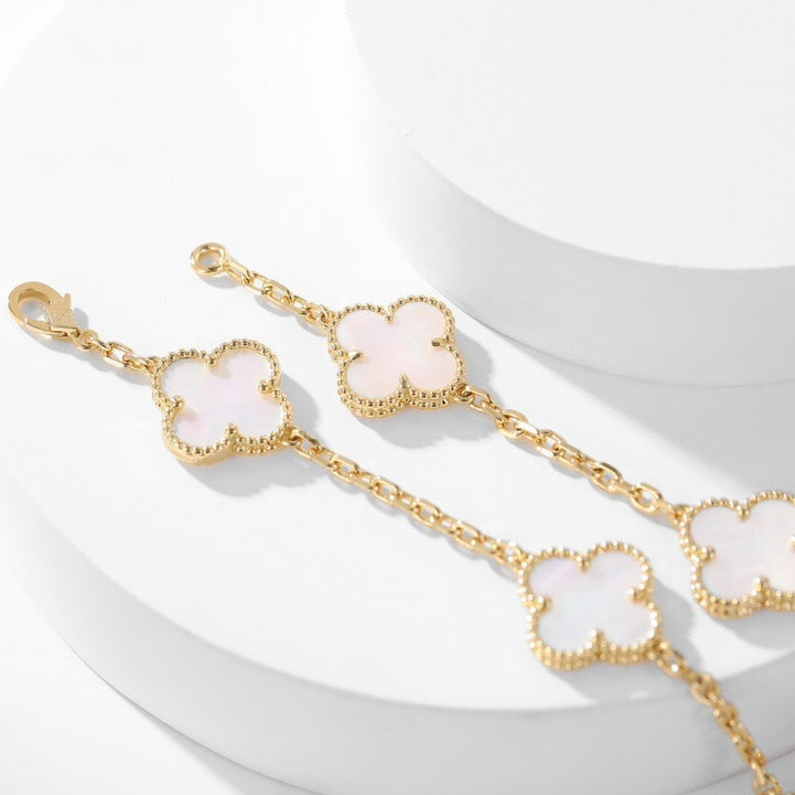 Mysitc CLOVER 10 MOTIFS WHITE MOTHER OF PEARL NECKLACE