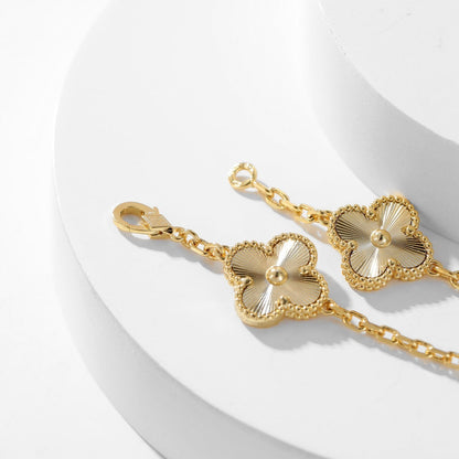 Mysitc CLOVER 10 MOTIFS LASER NECKLACE