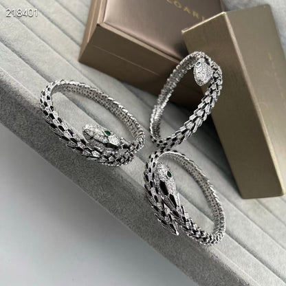 [Mysitc ] EW OBSIDIAN & DIAMOND SERPENT BRACELET
