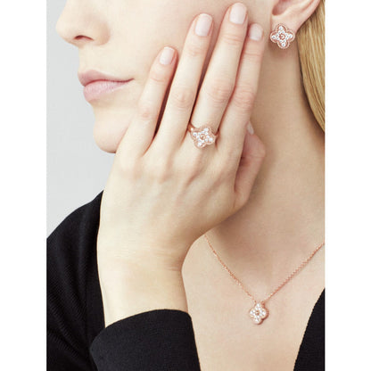 Mysitc CLOVER 15MM DIAMOND SINGLE FLOWER NECKLACE
