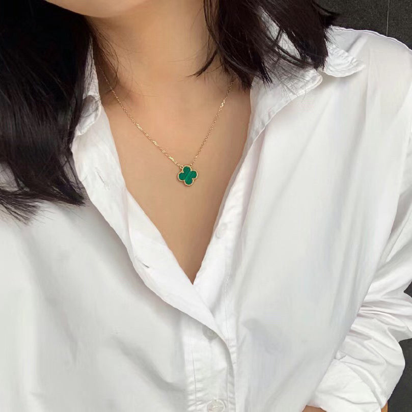 Mysitc CLOVER 15MM MALACHITE SINGLE FLOWER  NECKLACE