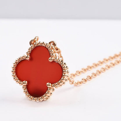Mysitc CLOVER 15MM CARNELIAN SINGLE FLOWER NECKLACE