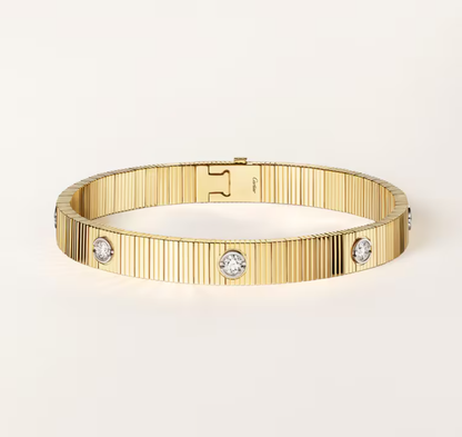 Mysitc NEW 7 MM 7-DIAMOND HEART-SHAPED BRACELET