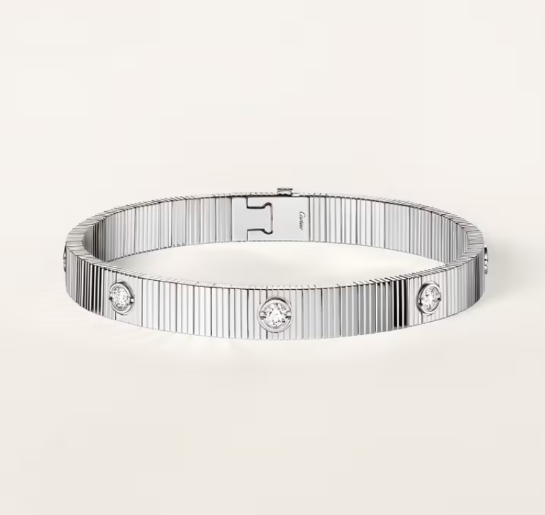Mysitc NEW 7 MM 7-DIAMOND HEART-SHAPED BRACELET