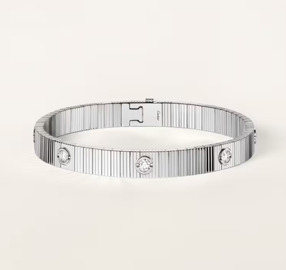 Mysitc NEW 7 MM 7-DIAMOND HEART-SHAPED BRACELET