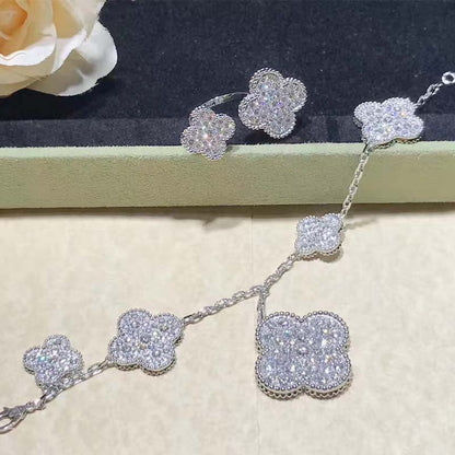 Mysitc CLOVER 6 MOTIFS SILVER DIAMOND BRACELET