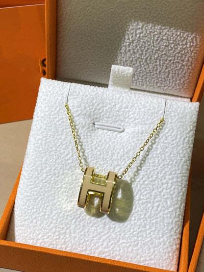 Mysitc HM CLIC YELLOW ENAMEL GOLD NECKLACE