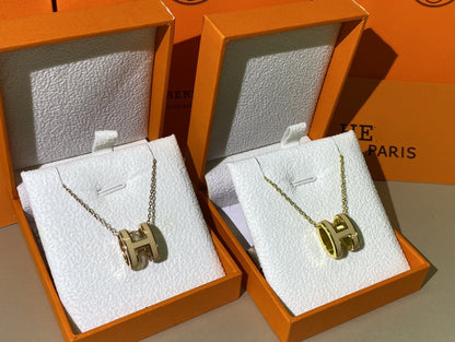 Mysitc HM CLIC YELLOW ENAMEL GOLD NECKLACE