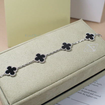 [Mysitc ]New CLOVER 5 MOTIF ONYXS BRACELET COLLECTION