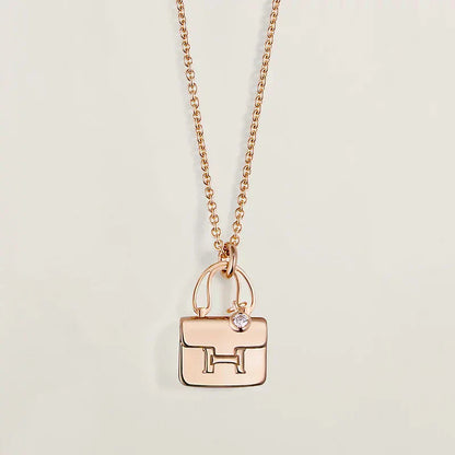 Mysitc AMULETTE PEDANT ROSE GOLD NECKLACE