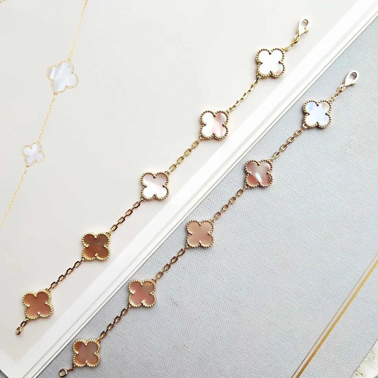 [Mysitc ]New  CLOVER 5 MOTIFS  PINK MOP BRACELET COLLECTION