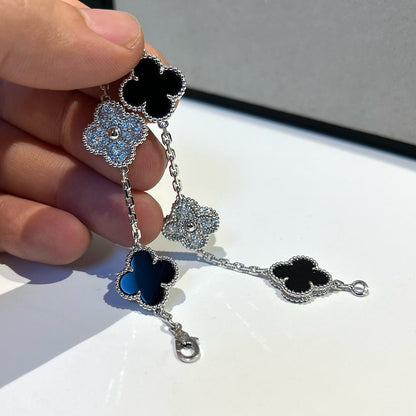 [Mysitc ]New CLOVER 5 MOTIF ONYXS BRACELET COLLECTION