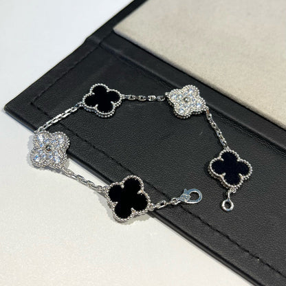 [Mysitc ]New CLOVER 5 MOTIF ONYXS BRACELET COLLECTION
