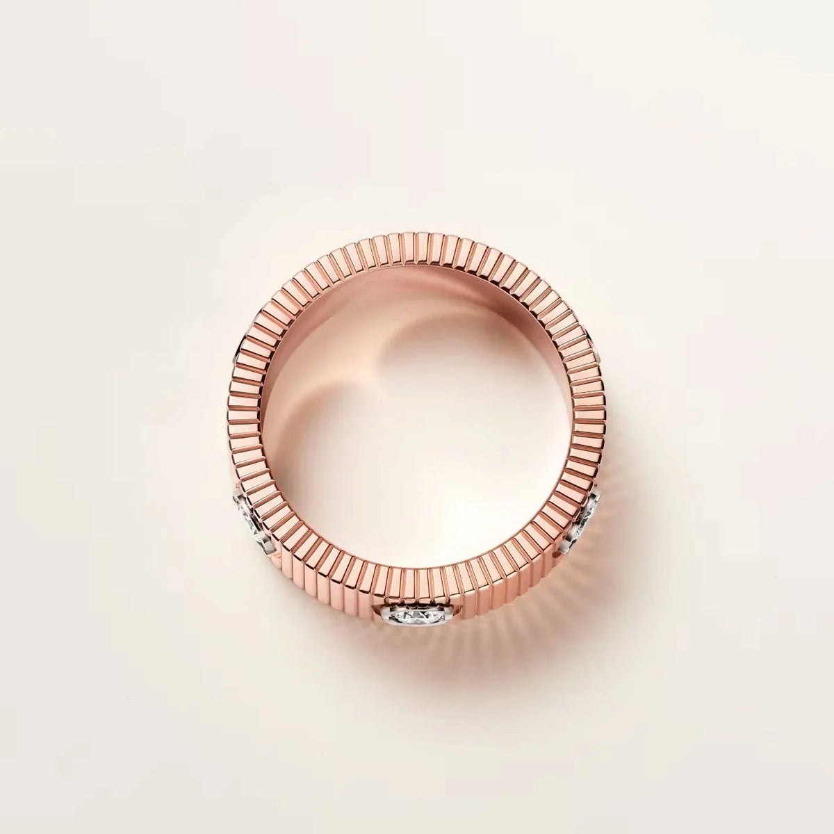 Mystic NEW MODEL LOVE 6.5 MM RING ，6 DIAMONDS