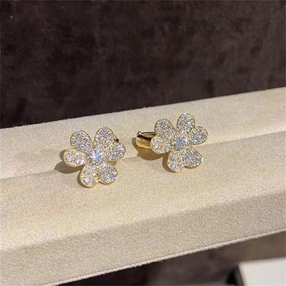 Mysitc FRIVOLE GOLD FLOWER DIAMOND EARRINGS