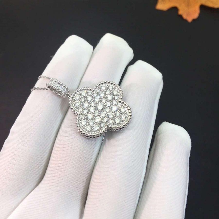 Mysitc CLOVER 25MM SILVER FULL DIAMOND BIG CLOVER NECKLACE