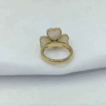 Mysitc SWEET CLOVER WHITE MOP RING