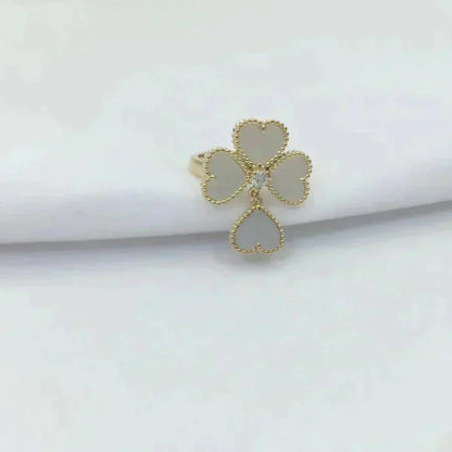 Mysitc SWEET CLOVER WHITE MOP RING